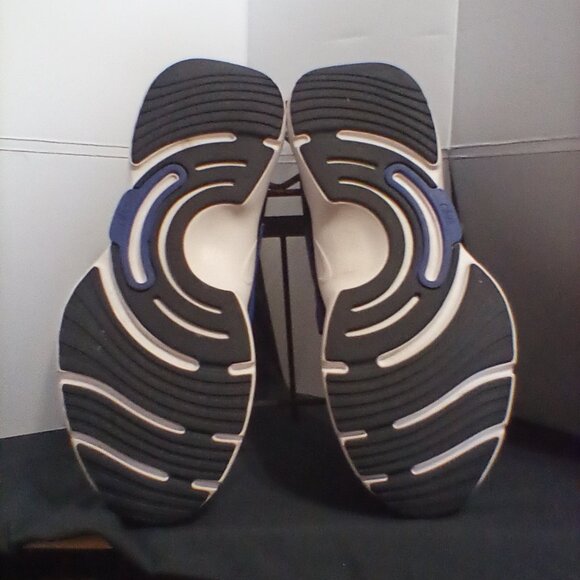 Nike T R  13 - Picture 2 of 6